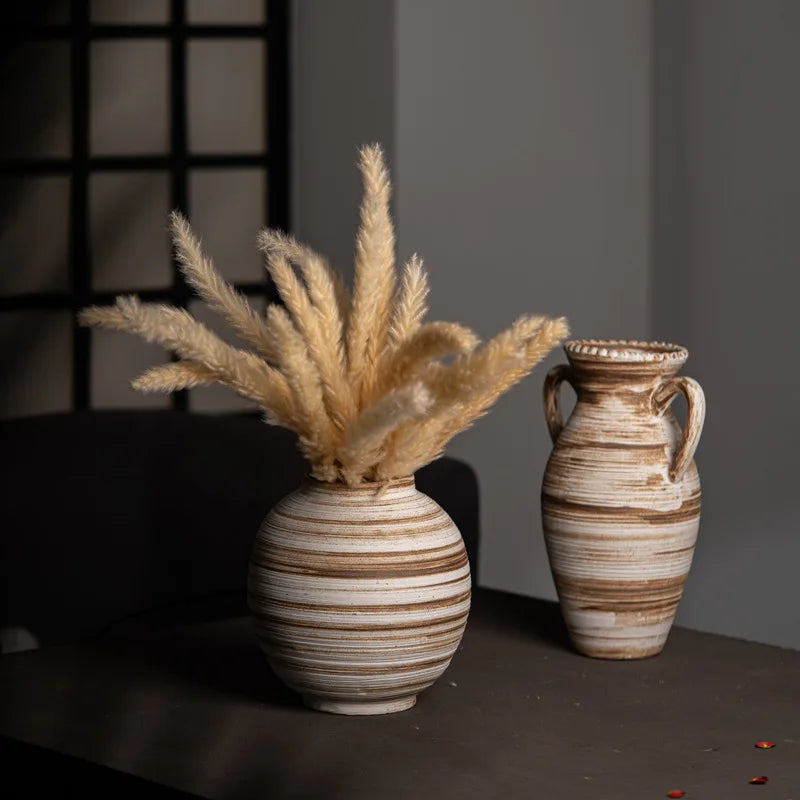 Simple Wabi Sabi Style Vase – Handcrafted Stoneware Elegance