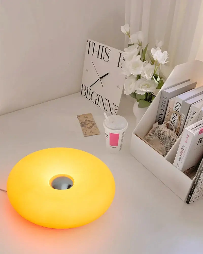 Bauhaus Table Lamp – USB Plug-In Donut Ambient Light