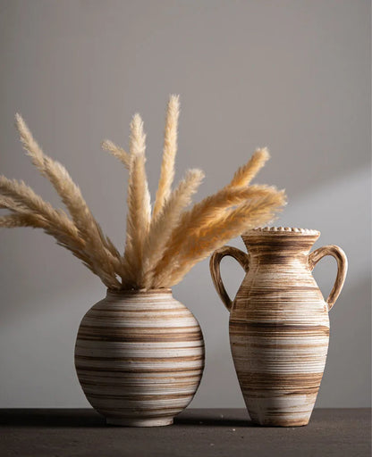 Simple Wabi Sabi Style Vase – Handcrafted Stoneware Elegance