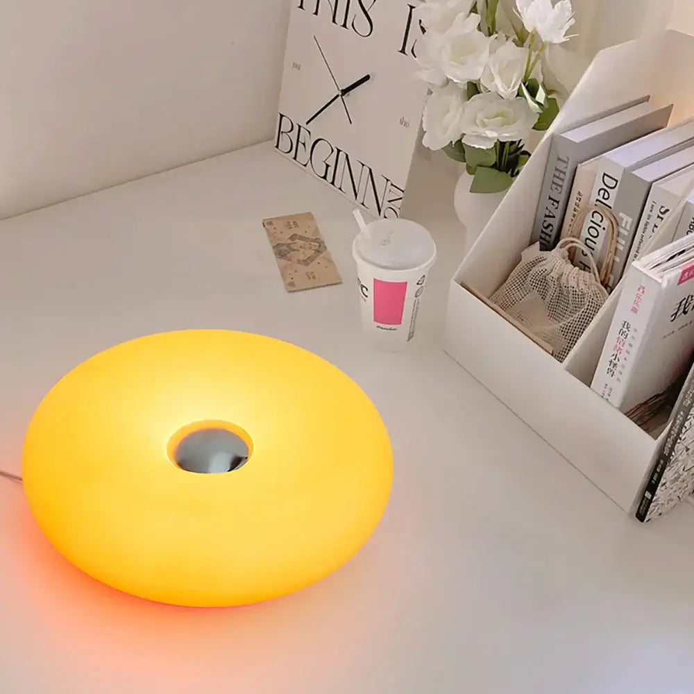 Bauhaus Table Lamp – USB Plug-In Donut Ambient Light