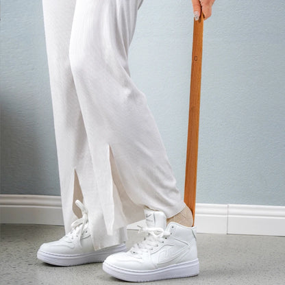 Magnetic Shoehorn – Durable Beech Wood Design for Effortless Shoe Assistance